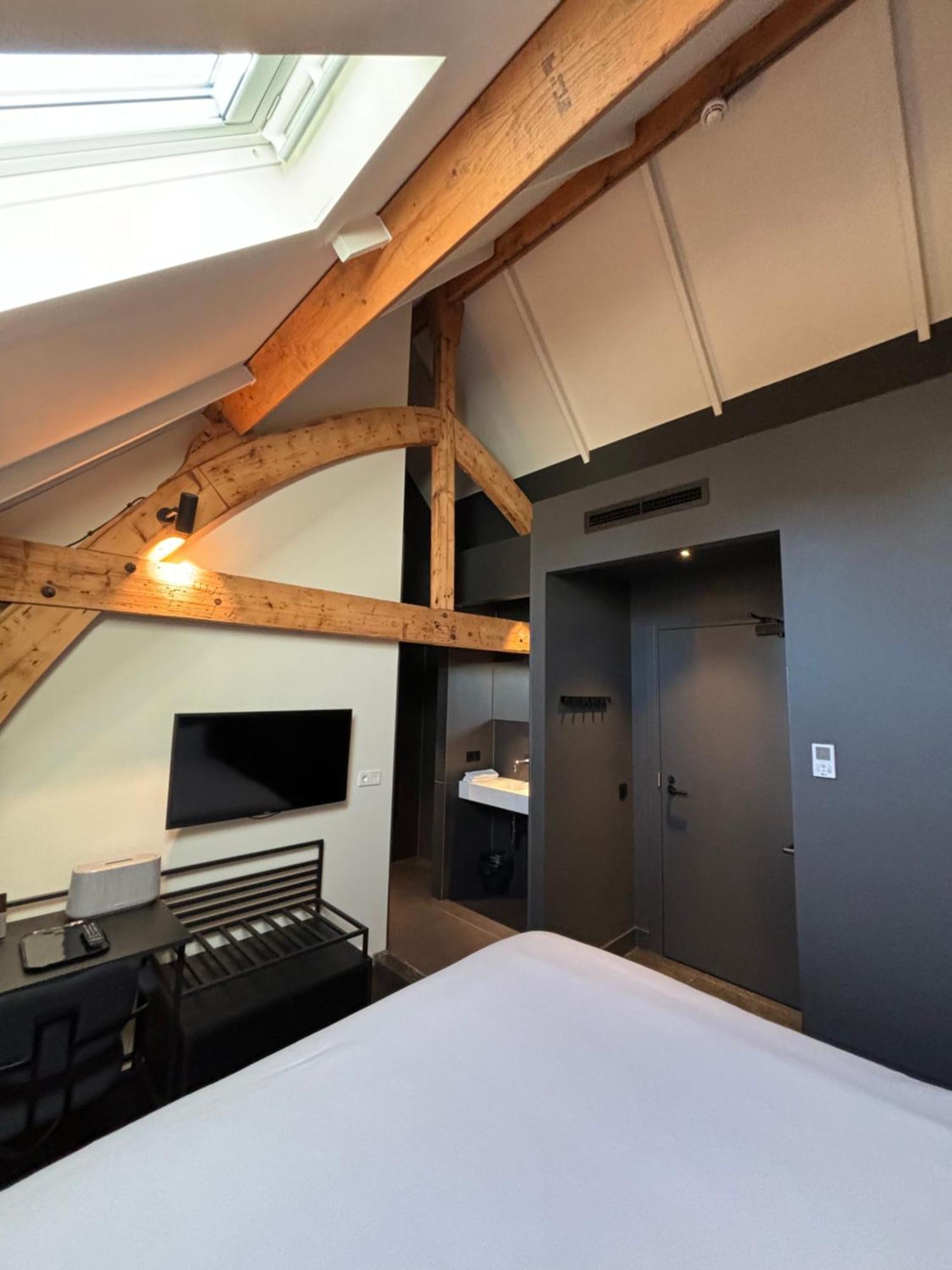 Kazerne Hotel - Member Of Design Hotels Eindhoven Bilik gambar